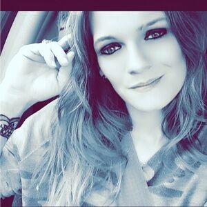 Meet your Posher, Lananmike